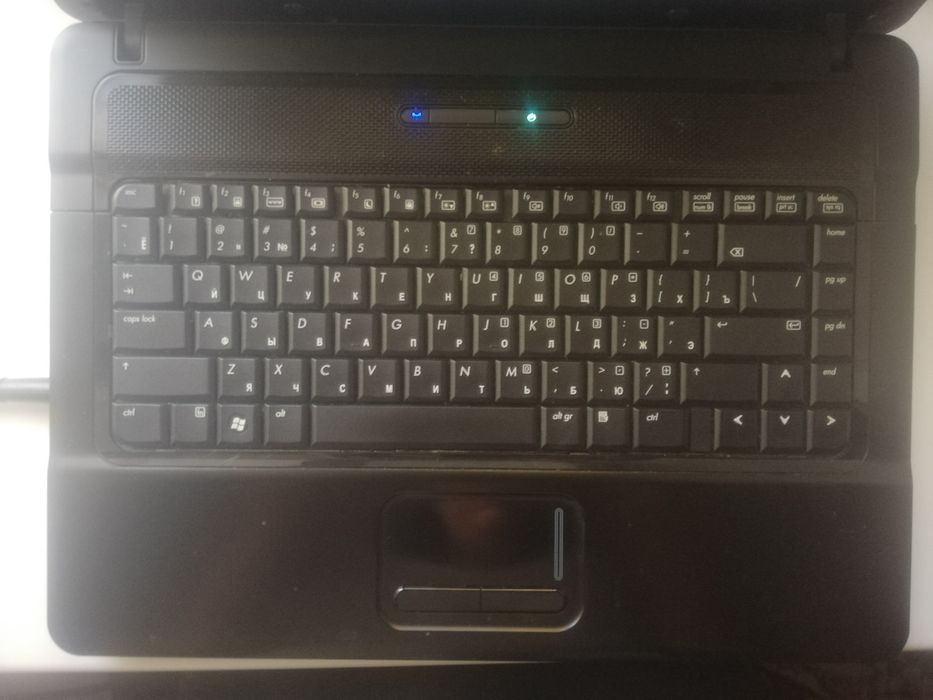 Ноутбук HP Compaq 6730s