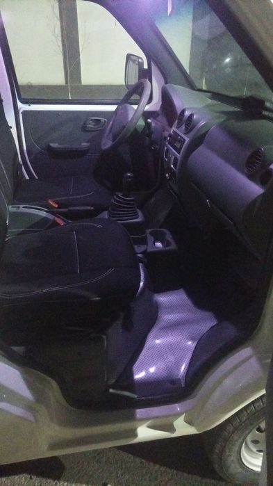 Холати янгидек агдарилга тумалаган мошина емас бензинда завотиской гур