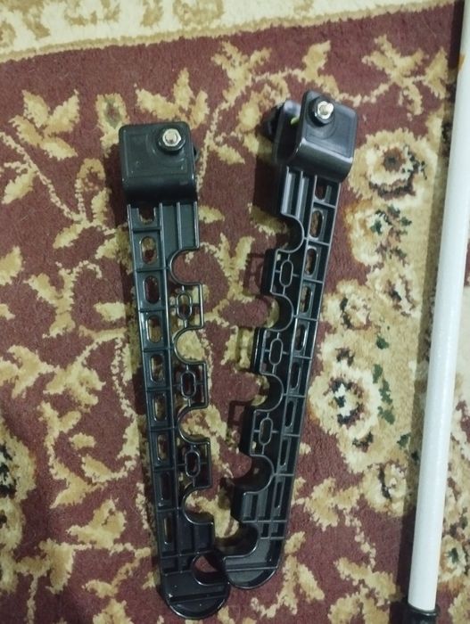 Продаю срочно вешалку