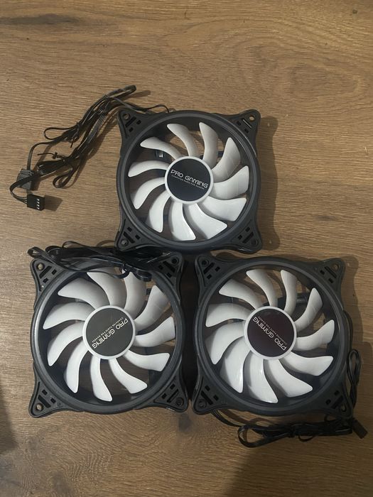 vand ventilatoare carcasa pro gaming