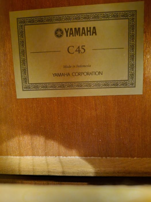 Гитара Yamaha C45