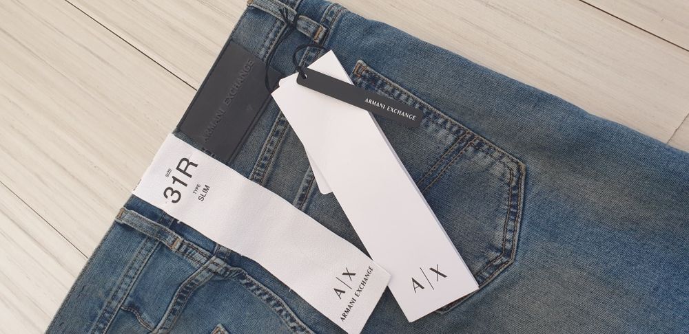 Armani Exchange A/X Slim Fit Mens Size 31/32 НОВО ОРИГИНАЛ Мъжки Дънки