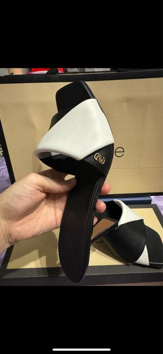 Нурсачи обувь (сабо)