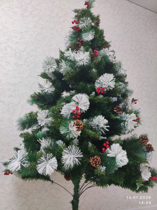 Искусственныая ёлка