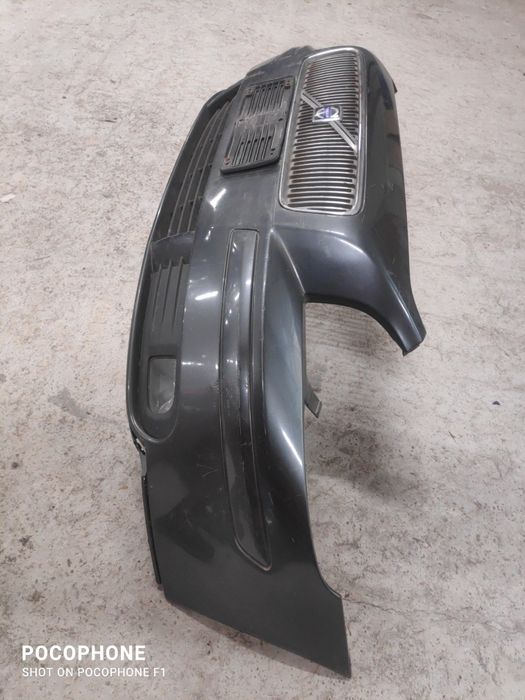 Предна броня Volvo V50 / Волво В50 2004г