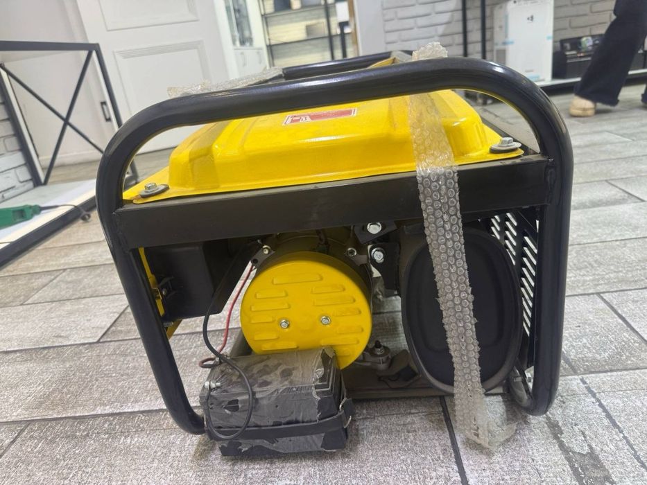 Генератор DeWalt