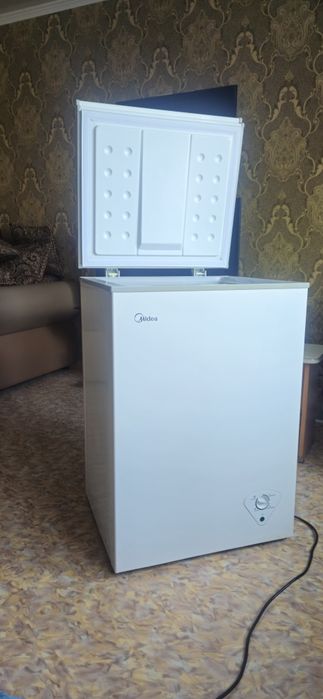 Морозильник Midea