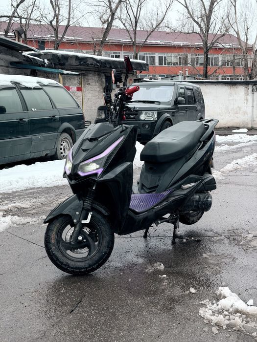 Продам м8 venom.