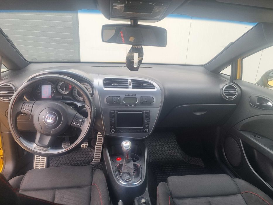 Seat Leon Cupra,an fabricatie 2007,241 CP