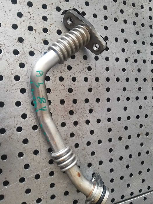 Conducta ulei 1.6 tdi audi a3 8v 04l145736e