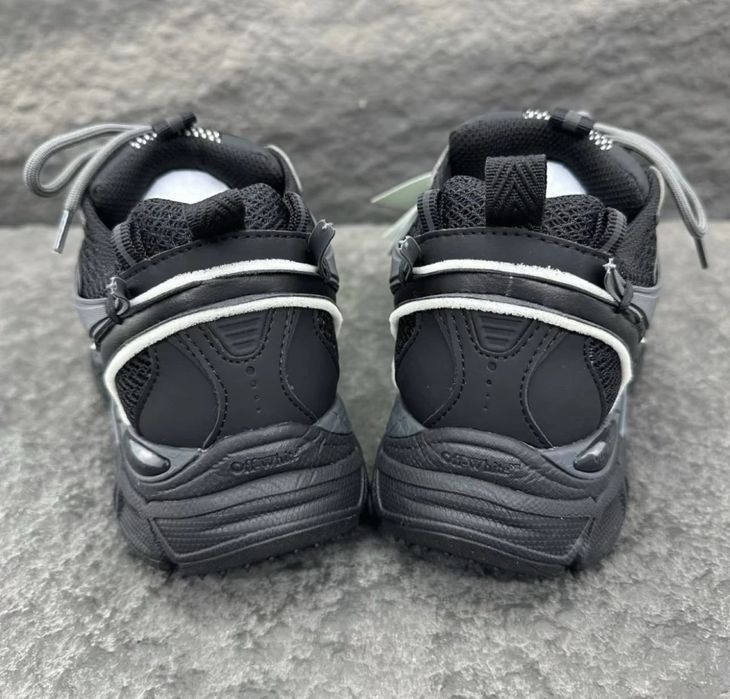 Off-White "Be Right Back