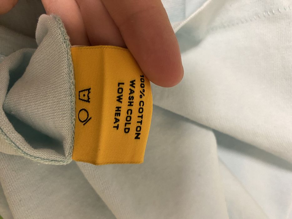 Tricou Gallery Dept