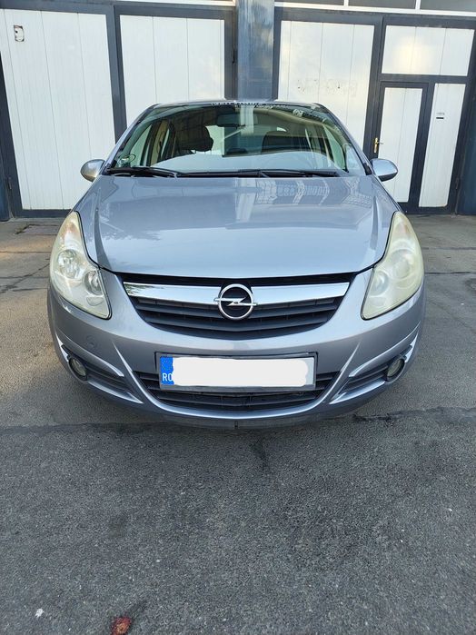 Vand Opel Corsa D 2010 1.4 benzina