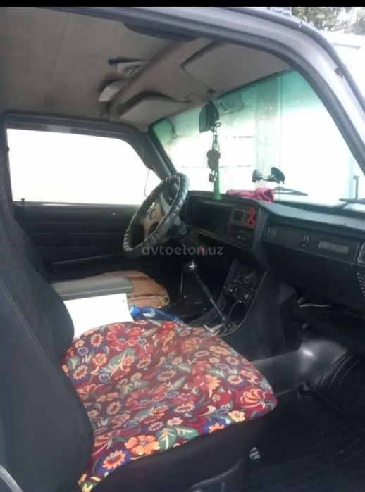 Жигули сотилади тез ва арзон нархлада