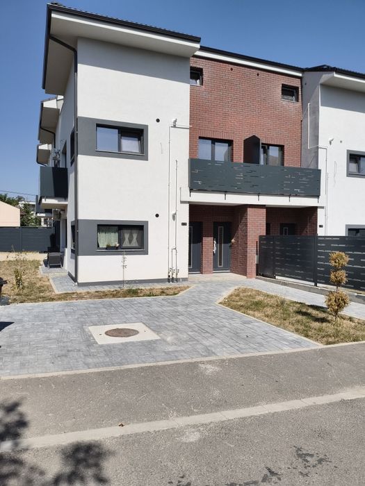 Ofer spre închiriere Ap 2 camere Nou.cu gradina și parcare in zona Aurel Vlaicu