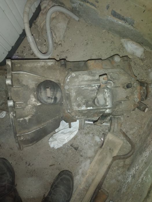 ISUZU коробка продам