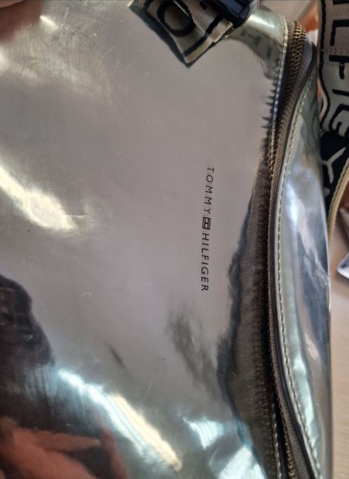 Tommy Hilfiger дамска паласка металик