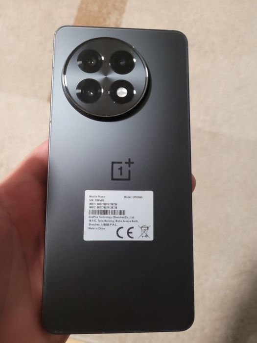 Vând OnePlus 13 R