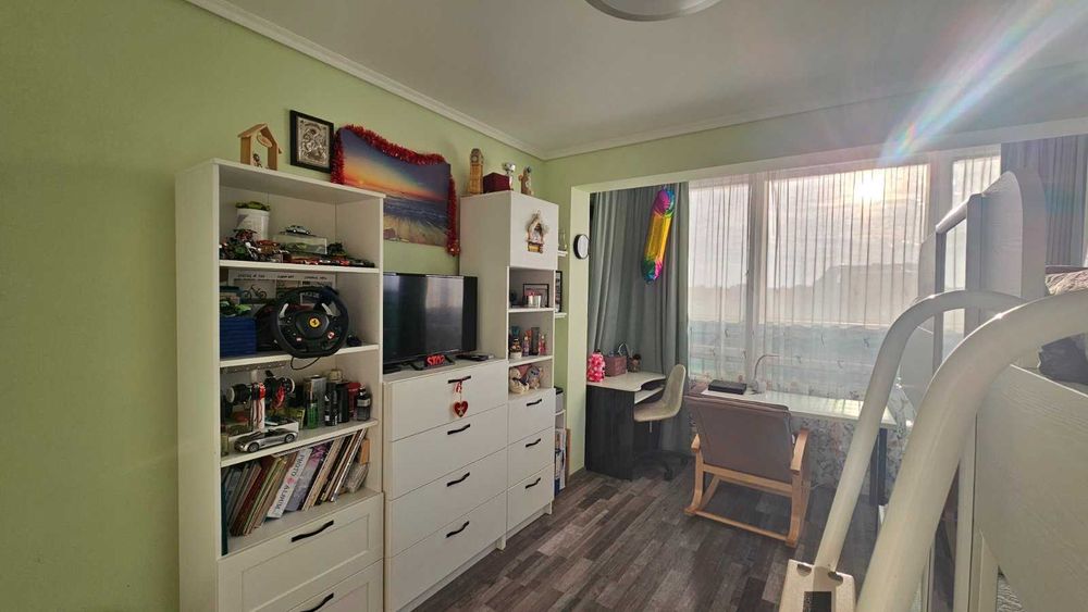 Тристаен апартамент 130кв.м., Възраждане 3, гр.Варна