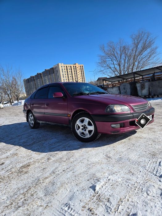 Toyota avensis 1998
