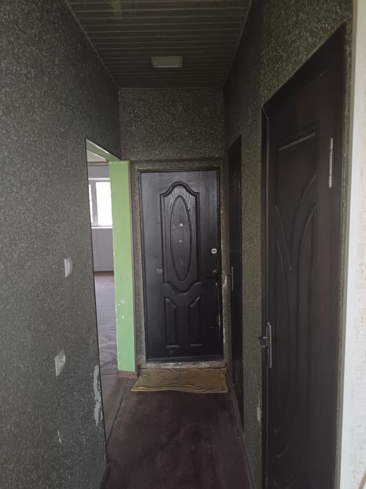 Двух комнатная квартир, второй этаж, с кондиционером