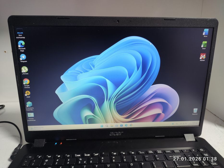 Acer Aspire 3 / Core i3 1005G1/8GB-DDR4/256GB Nvme/Батарейка 2 часа