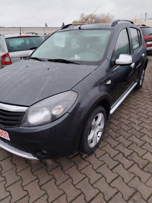 Vând Dacia Sandero Stepway 2012 cu gpl.