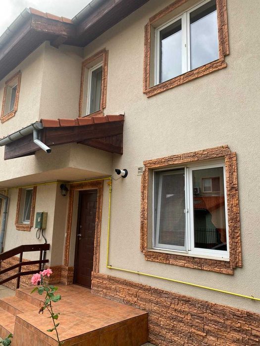 Casa de vanzare cartier Roua