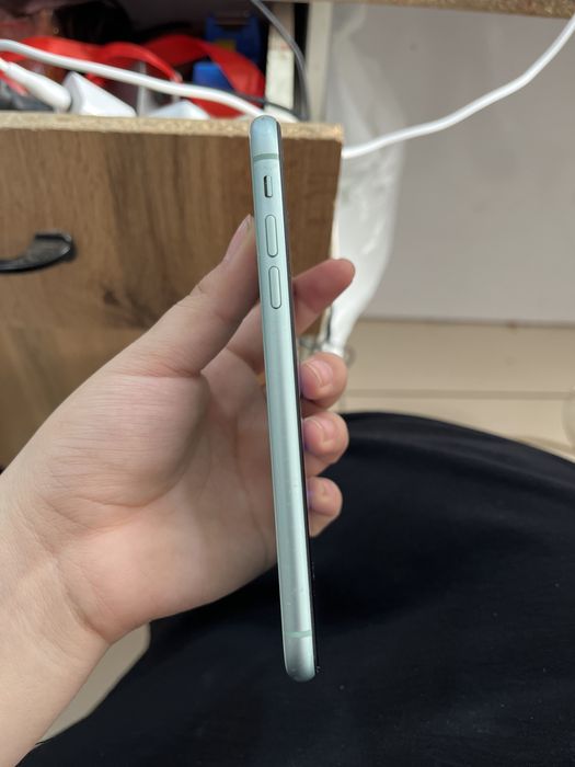 айфон 11 хороший сост