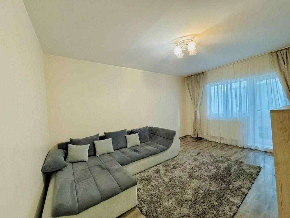 Proprietar, vand apartament decomandat cu 2 camere in mazepa 2