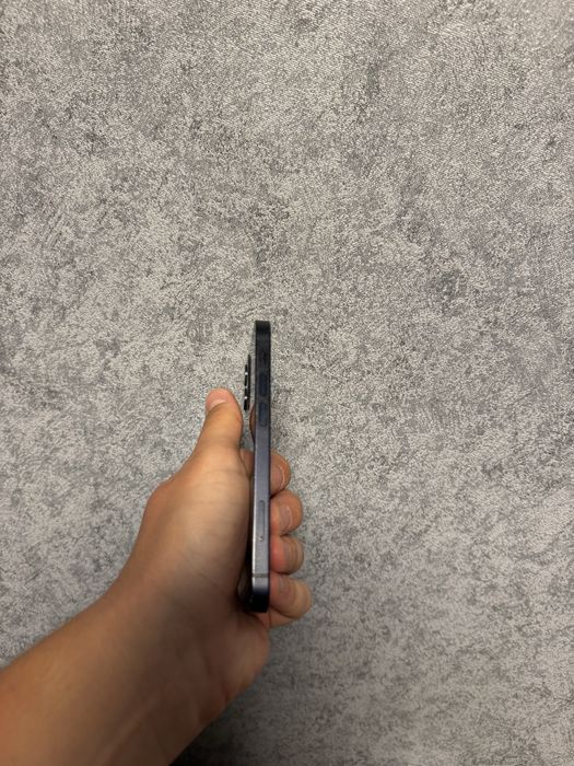 Продам iPhone 12 mini