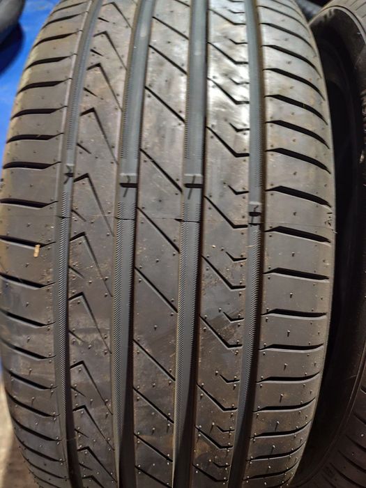 235 45 18 98w Landsail dot 0624