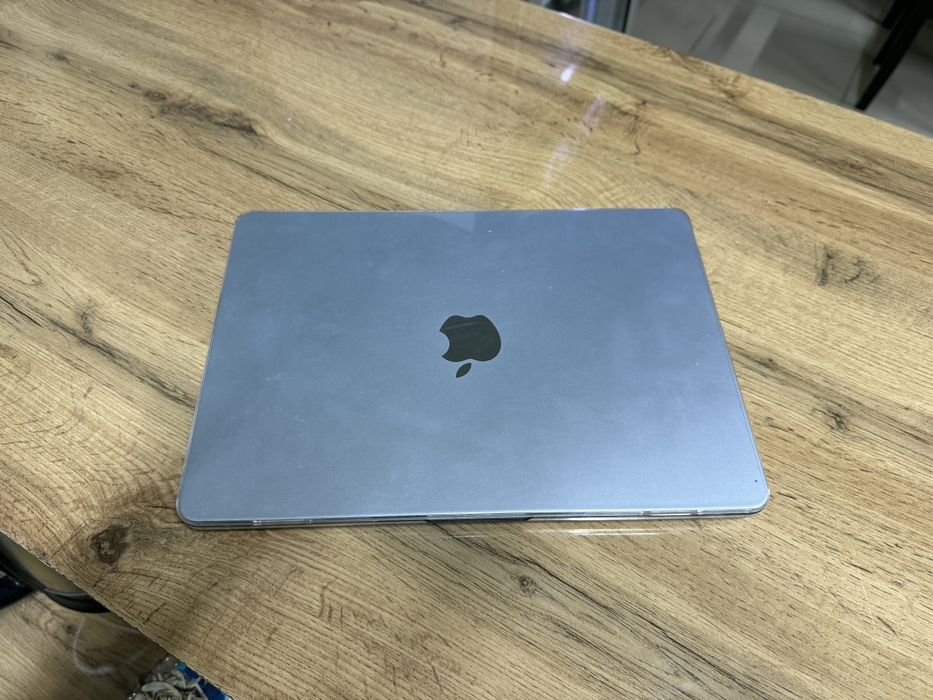 Макбук эйр Сатылады