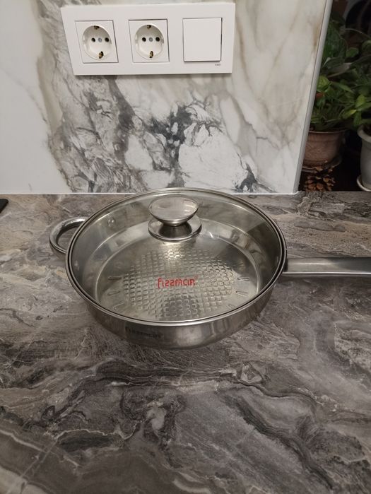 Срочно продам сковородки