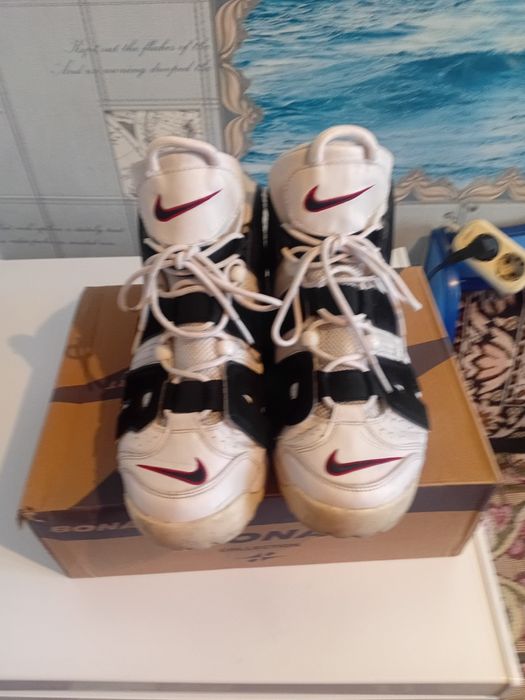 Продам фирменные кросовки