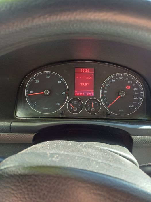 Vand vw toran 7 locuri