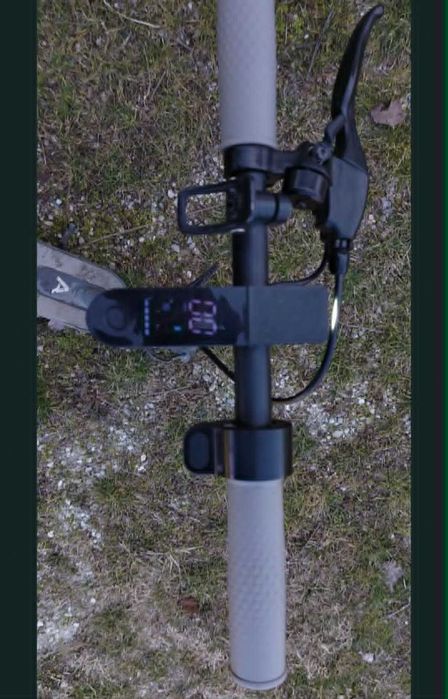 trotineta electrică Aerium T350 pro negociabil (pt cei interesati va rog sa ma sunati pe numar ori sa-mi dati mesaj pe whatsapp)