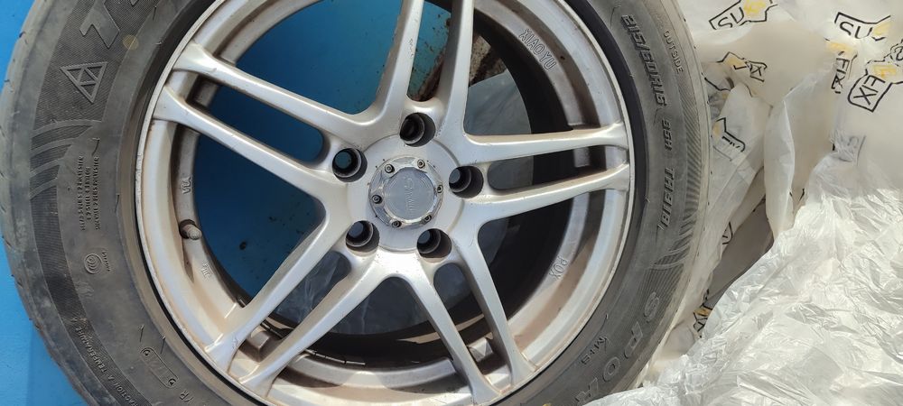 Продаю 4 диска  с летними  шинами