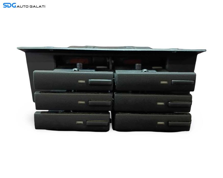 Magazie Casete Mercedes Clasa C W202 1993 - 2000 Cod 2026800079 [LR6188]