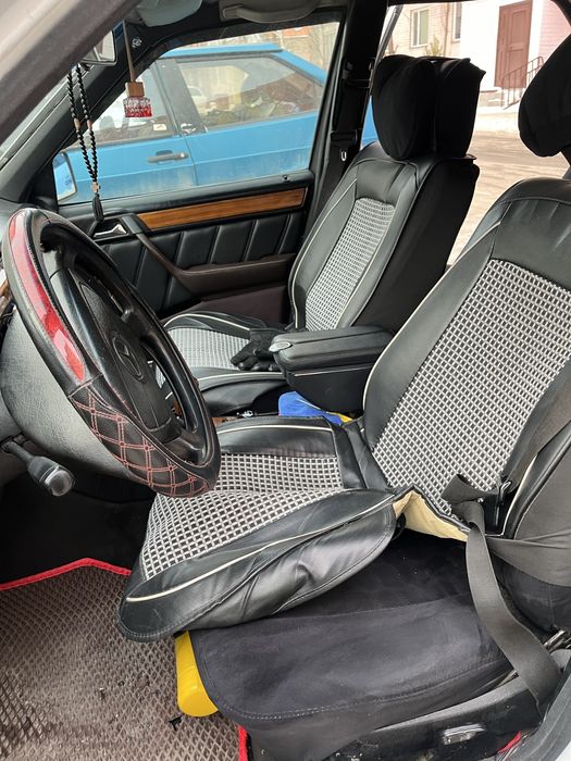 Мерседес бенс 200