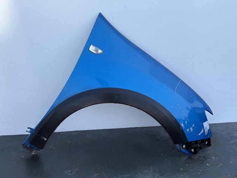 Aripa fata dreapta Dacia Sandero 2