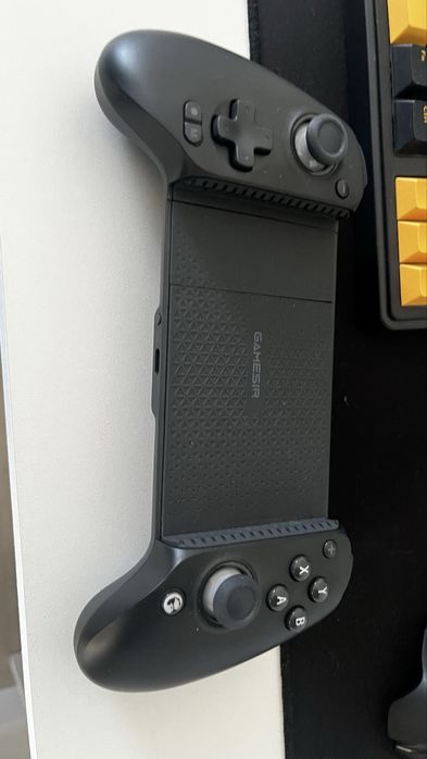 Геймпад / джойстик Gamesir g8 plus