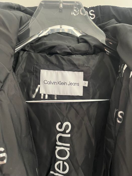 Зимно дълго яке Calvin Klein