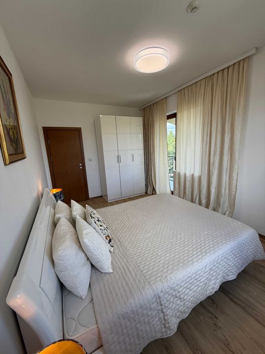 Продава се Тристаен апартамент в Обзор - 94 кв.м за 1096 €/кв.м - Снимка #20