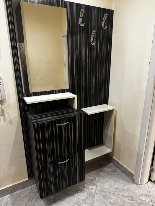 Портманто за коридор