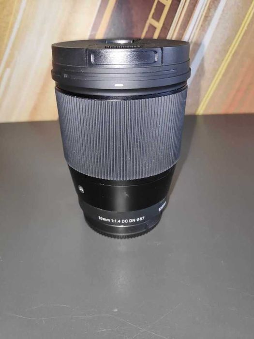 Обектив Sigma 16mm f/1.4 DC DN Contemporary