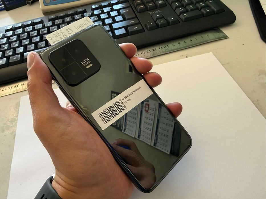 Мобилен телефон Xiaomi 13 256GB  / Octa Core