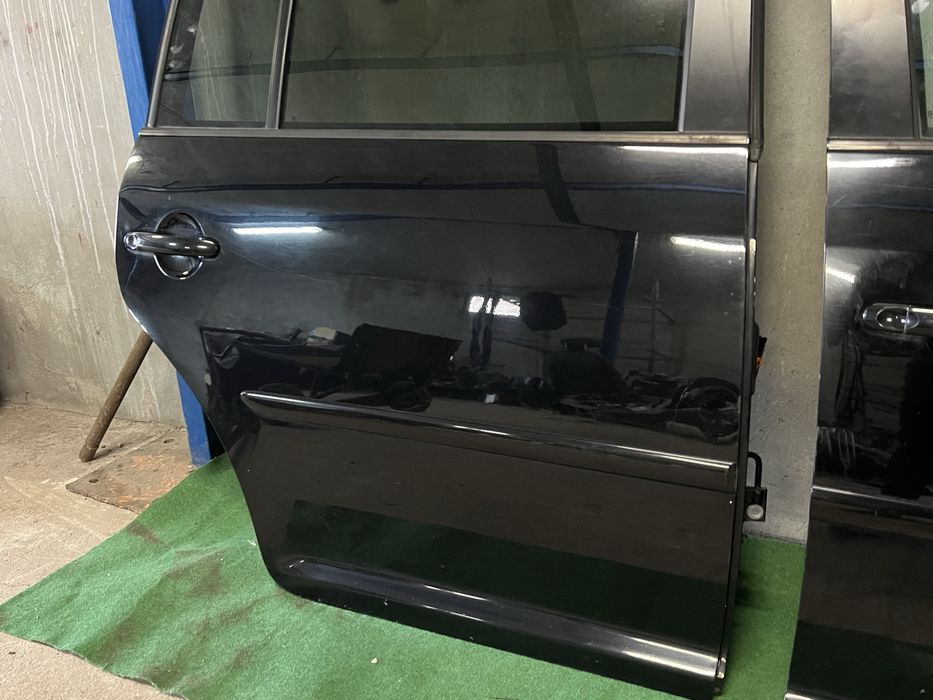 Врати VW Touran 2010г