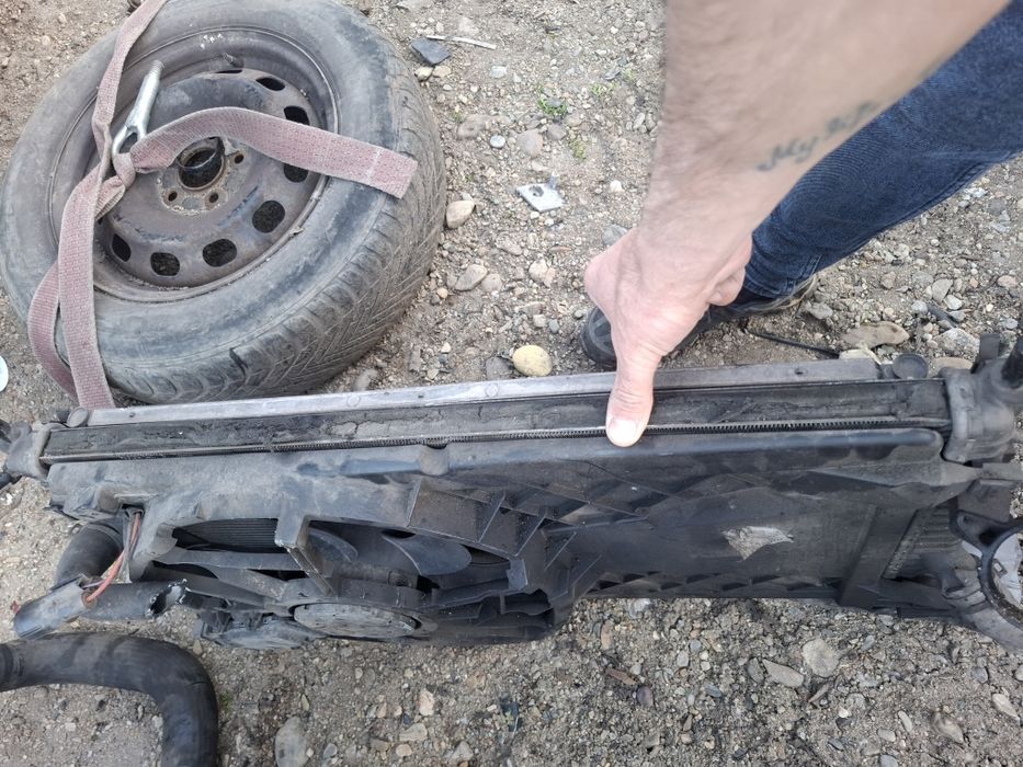 Vand radiator apa +AC +TERMOCUPLA ford focus 2 mot 1.6 diesel