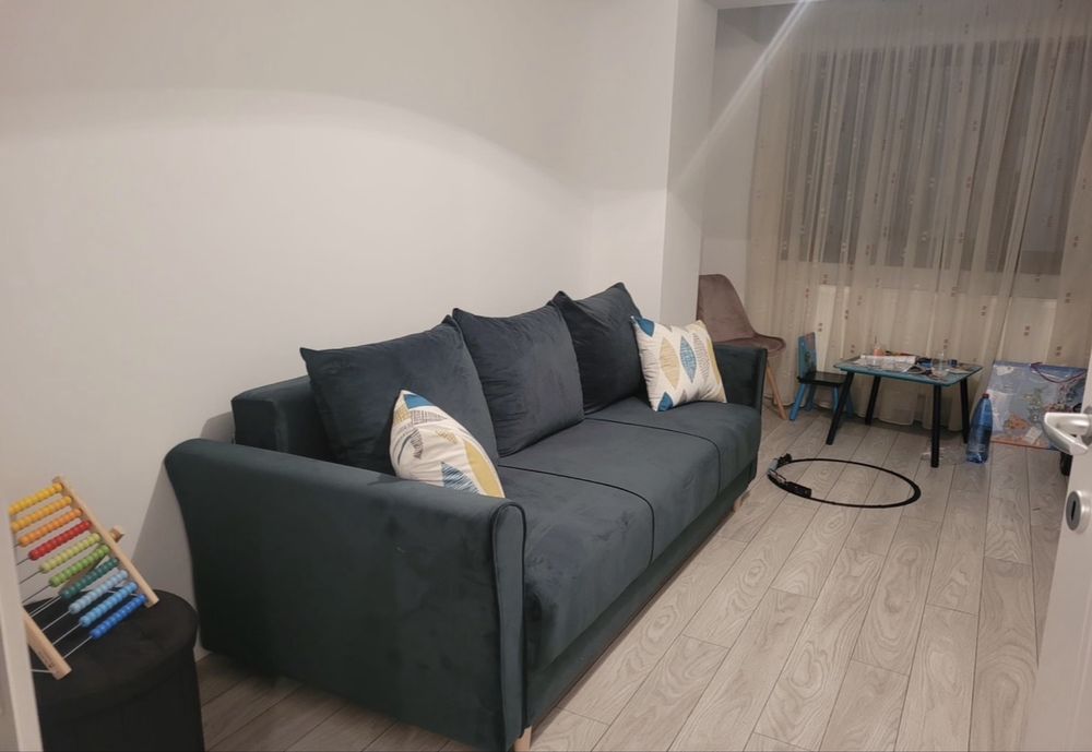 Apartament 3 camere de inchiriat negociabil
